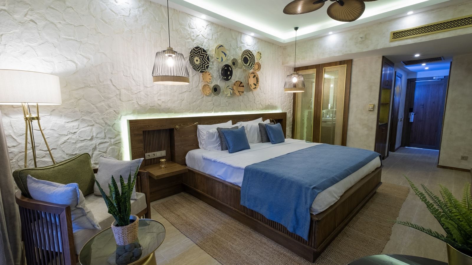 rooms-terrace-family-suite