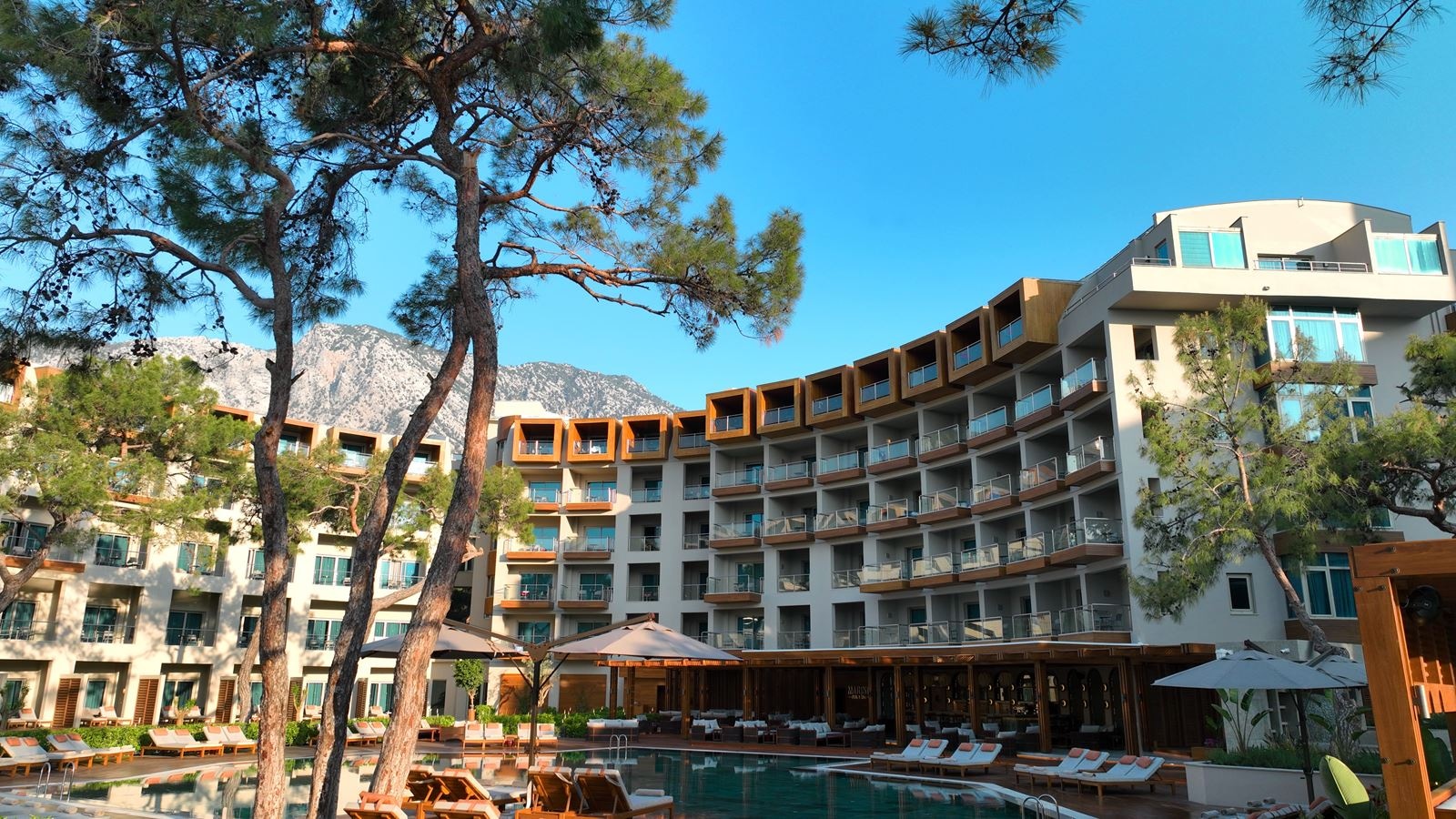 general-annex-building