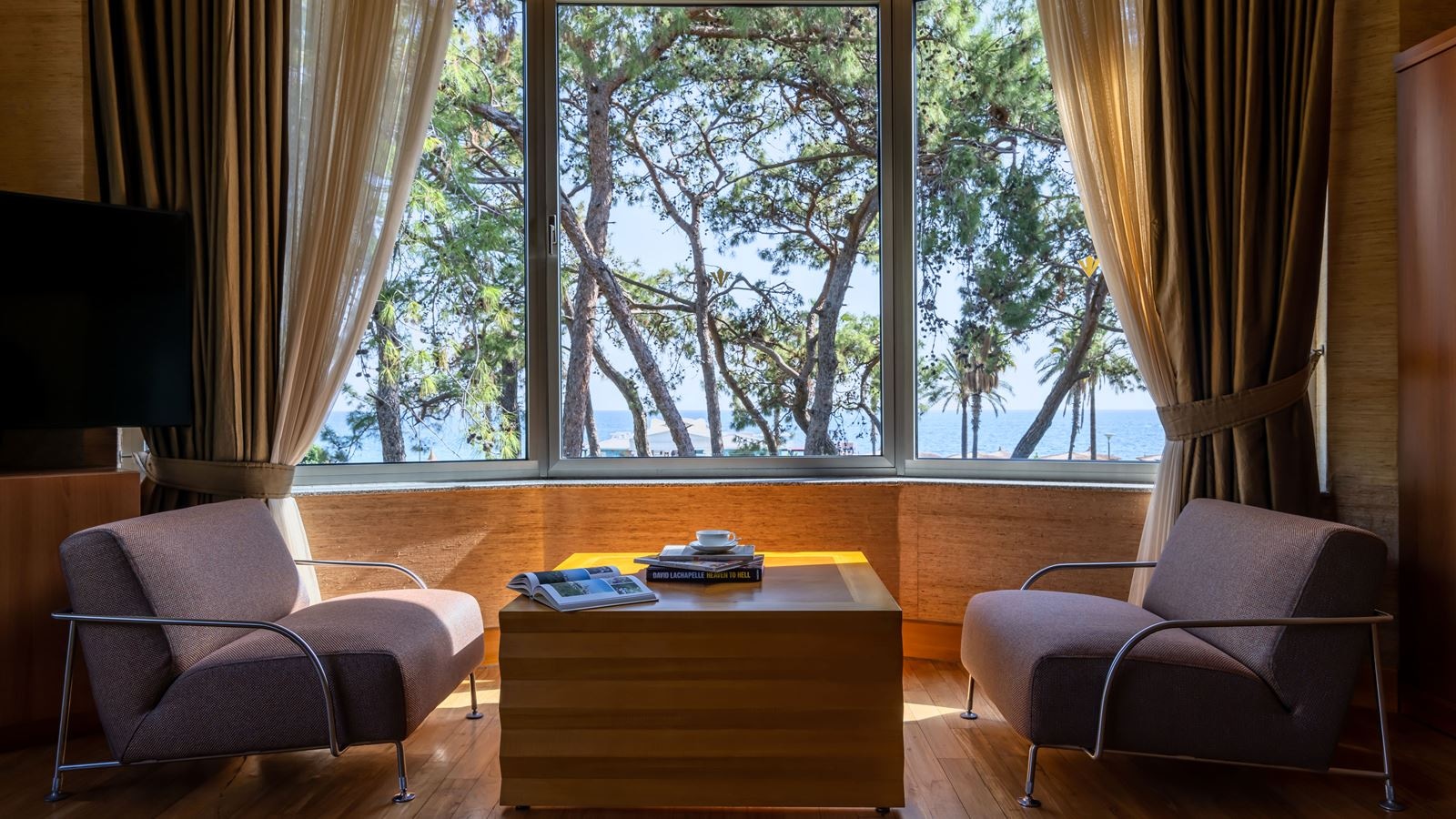 rooms-poseidon-presidential-villa