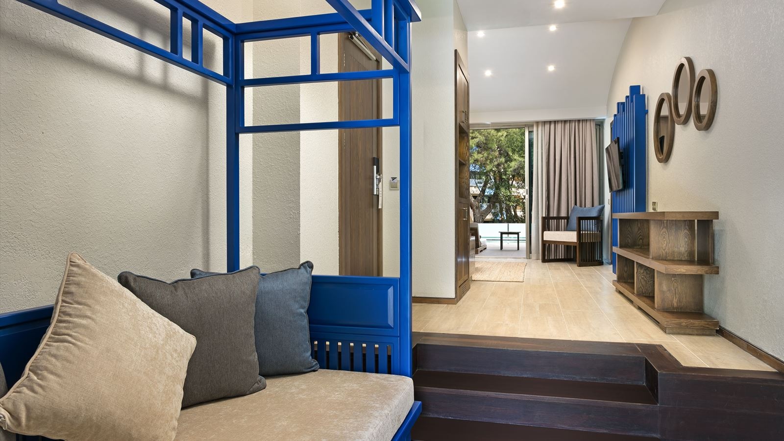 rooms-family-pool-house-ground-floor