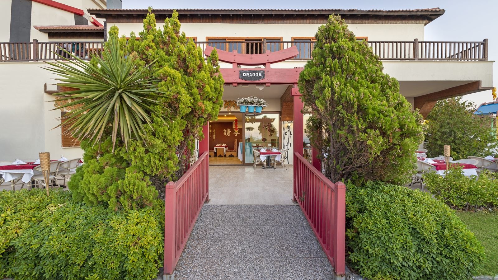 restaurants-restaurants