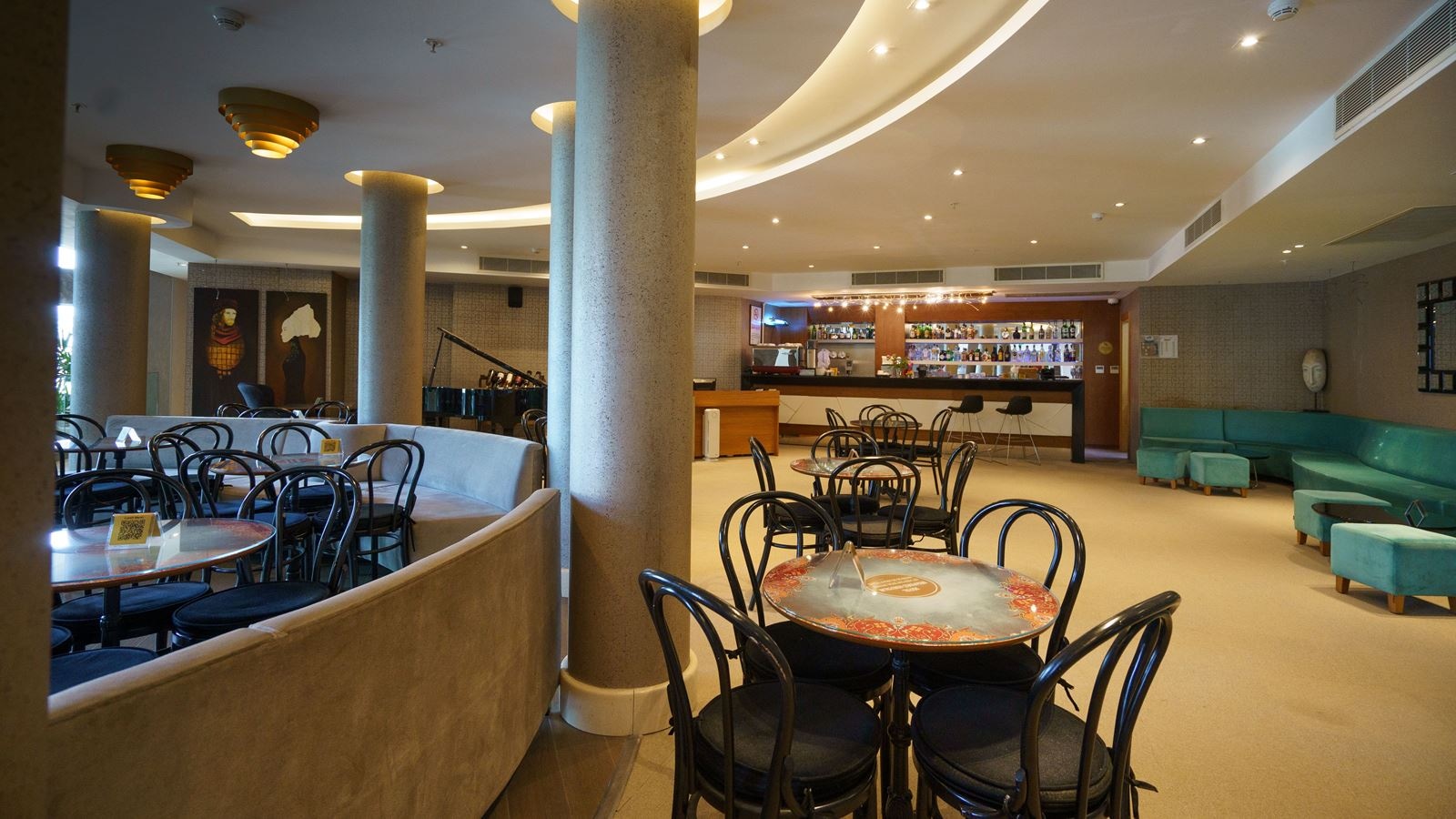 restaurants-lobi-bar