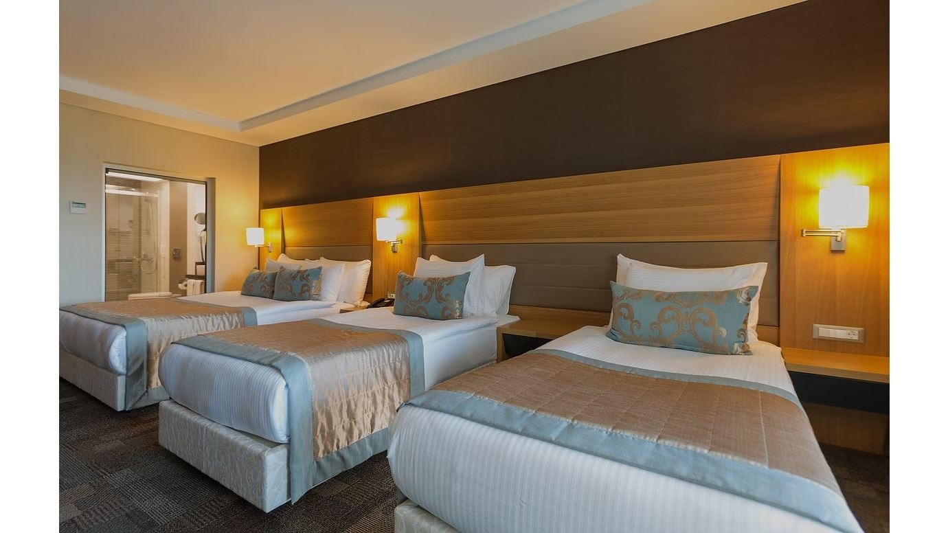 rooms-family-room