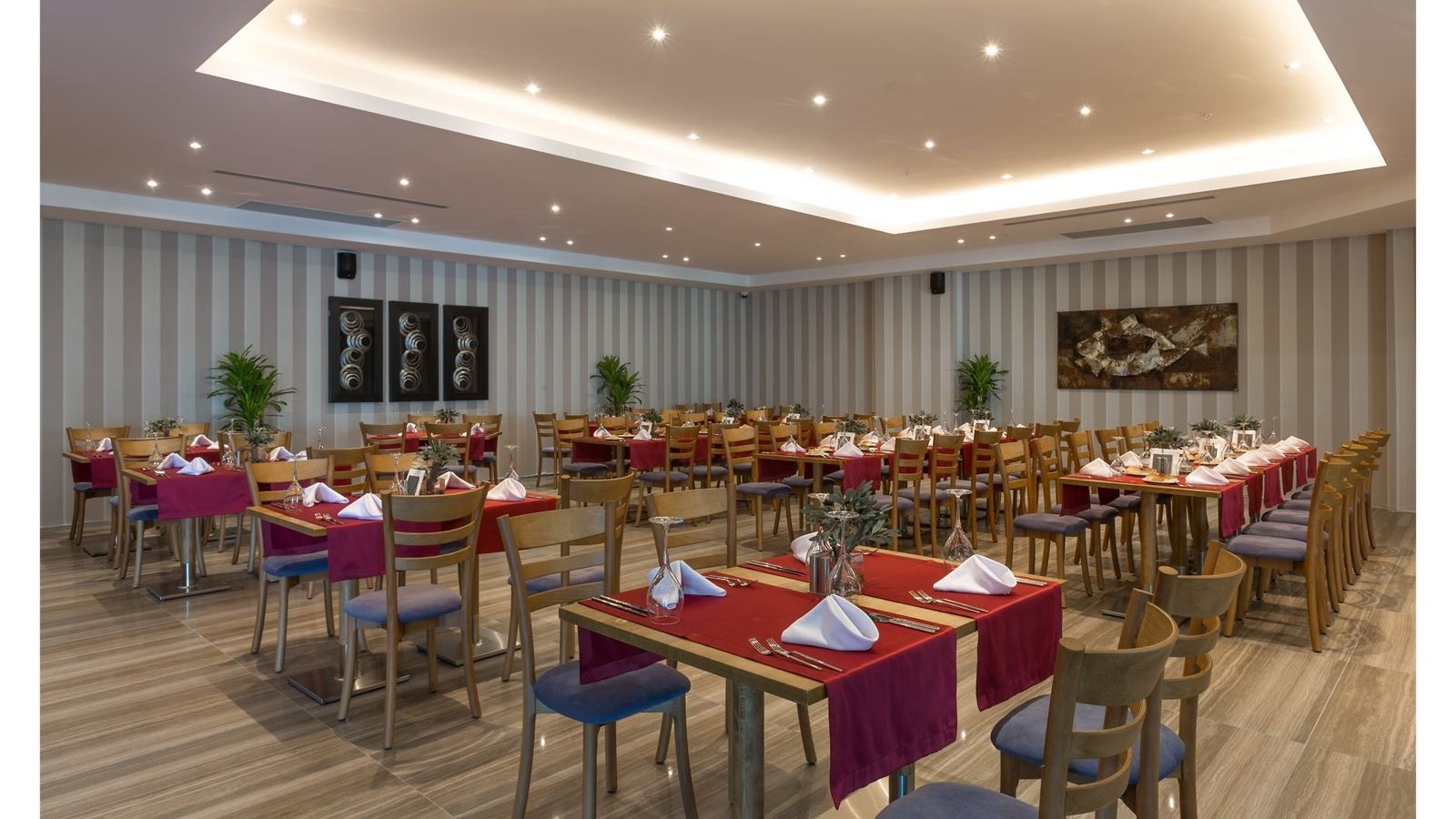 restaurants-main-restaurant