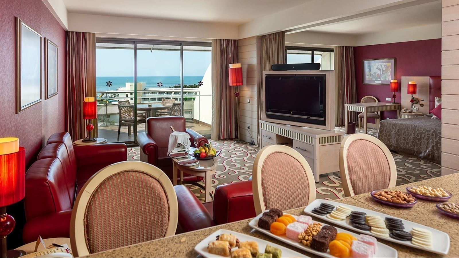 rooms-blue-suite