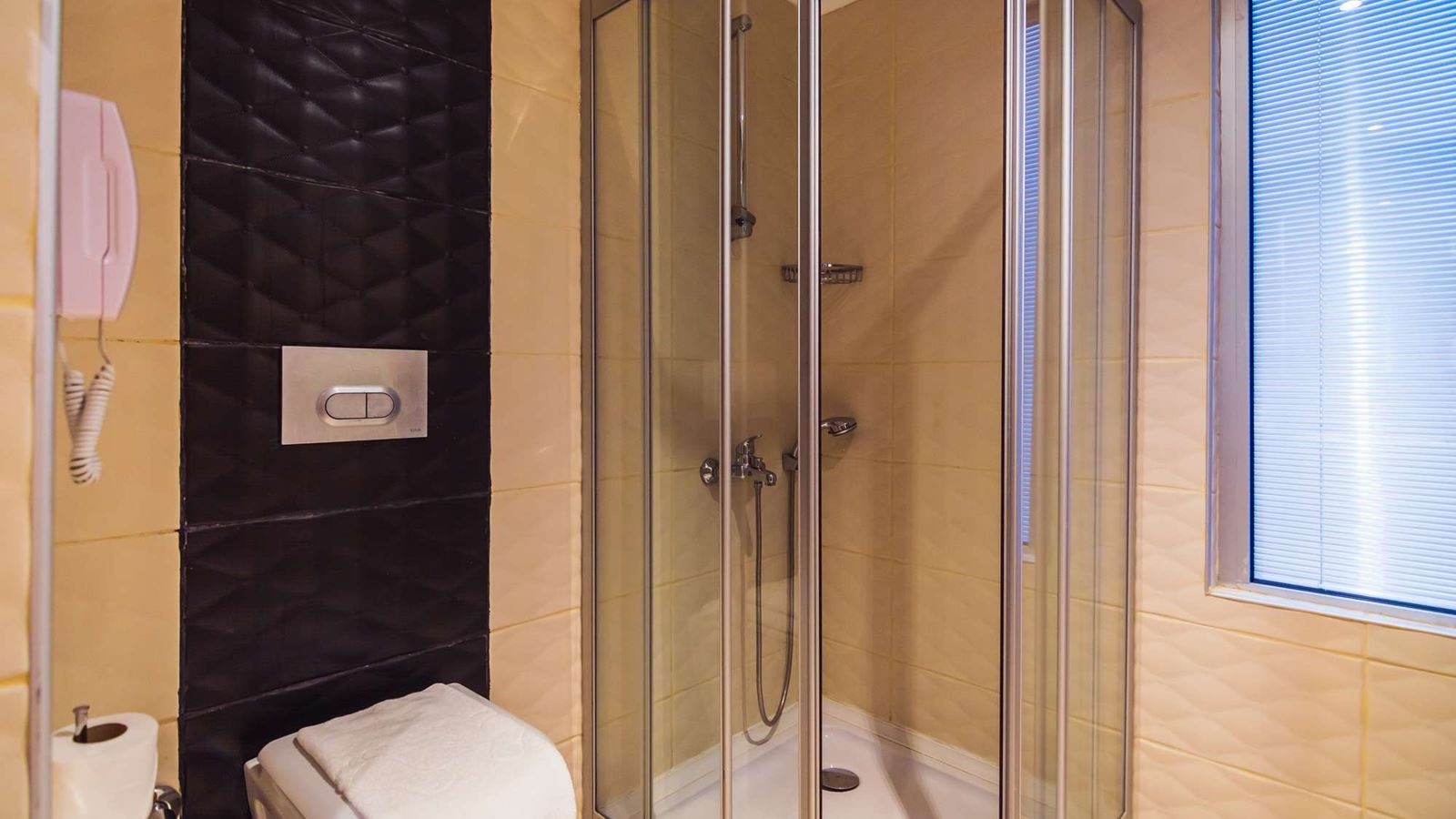 rooms-standart-room-land-view