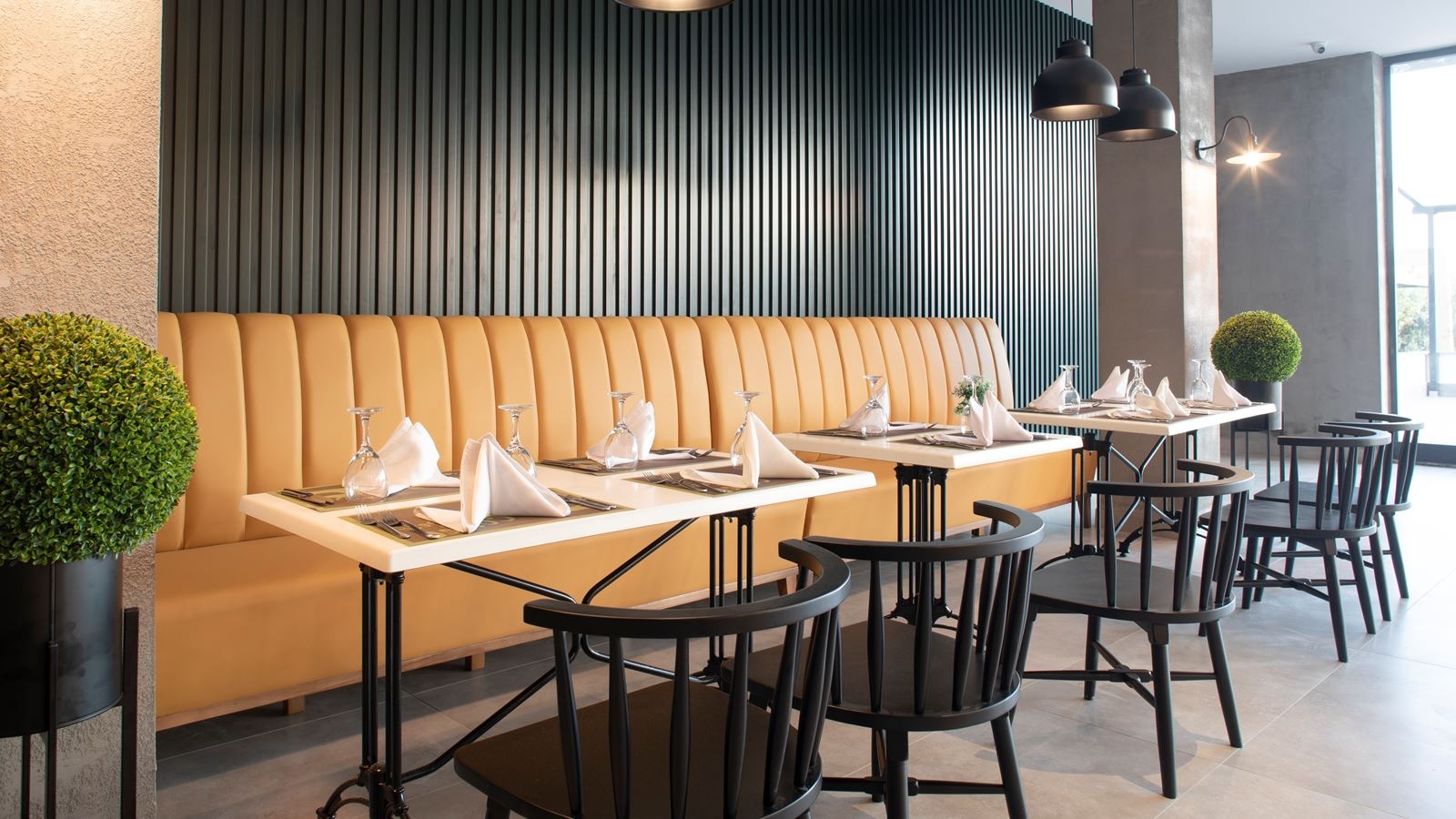 restaurants-main-restaurant