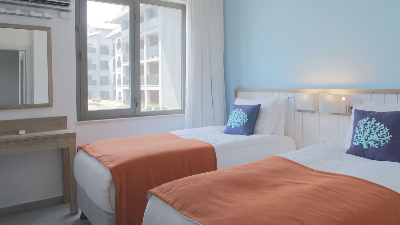 rooms-comfort-2-bedroom-land-view