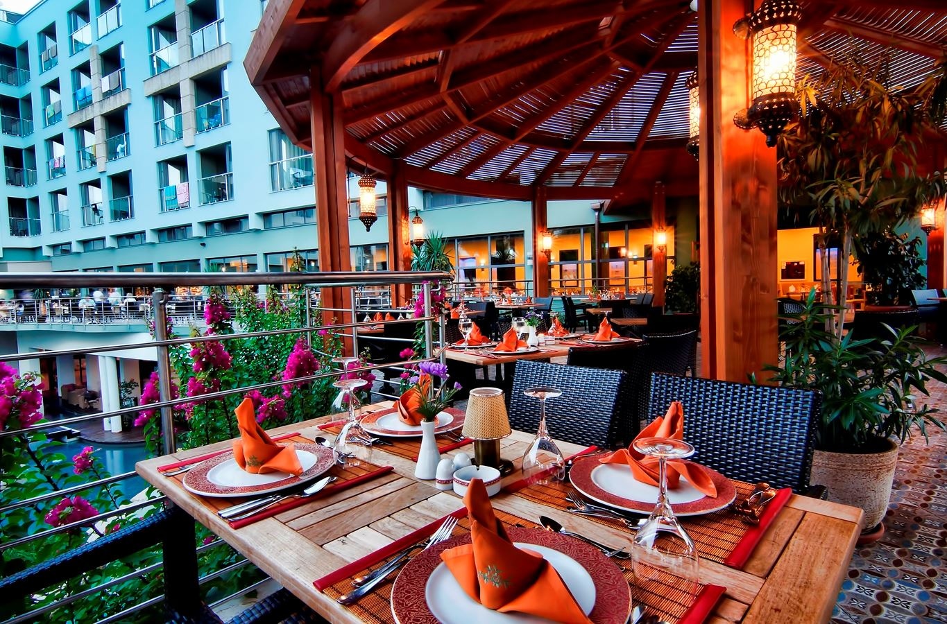 restaurants-far-east