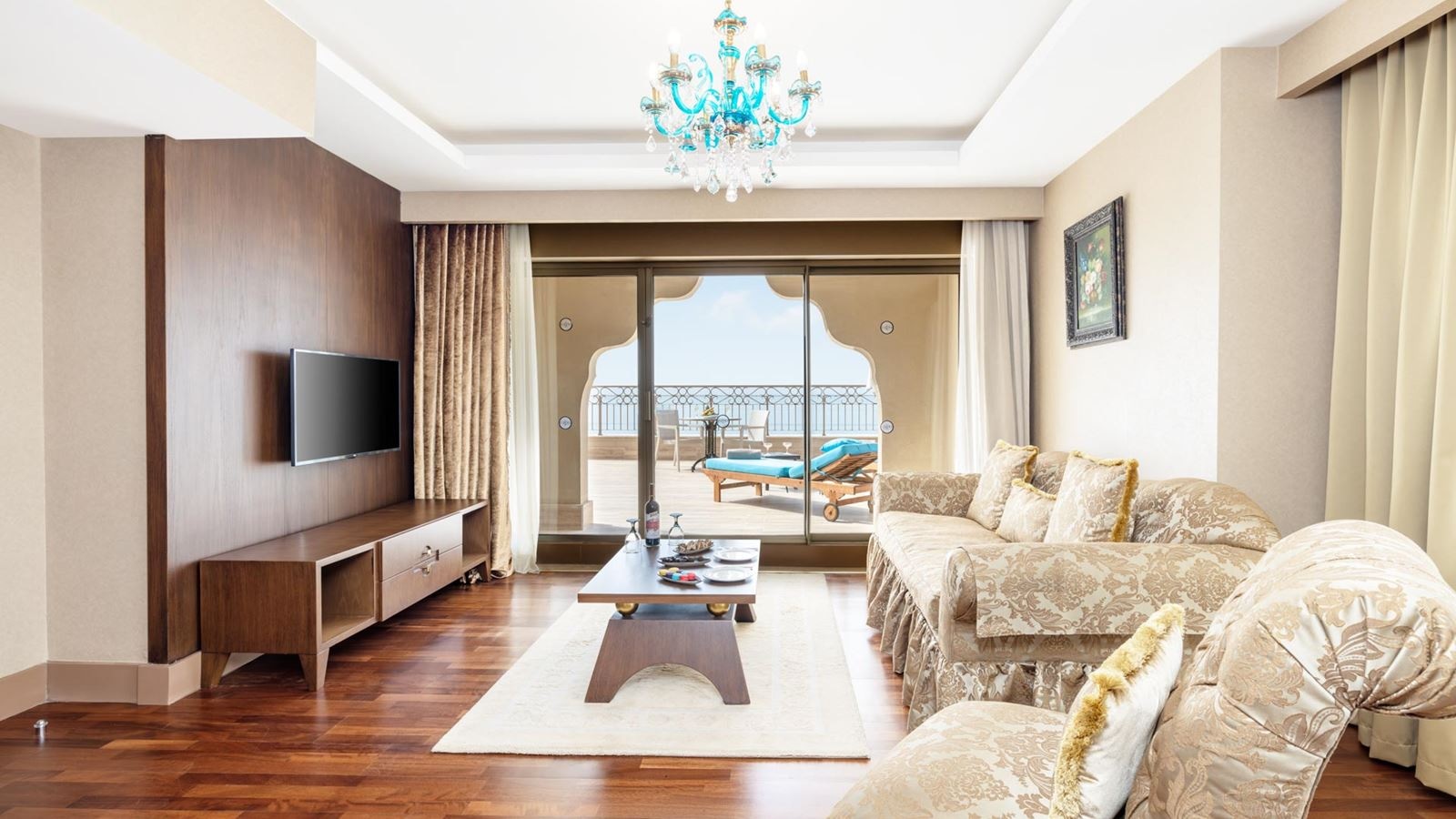 rooms-honeymoon-suite