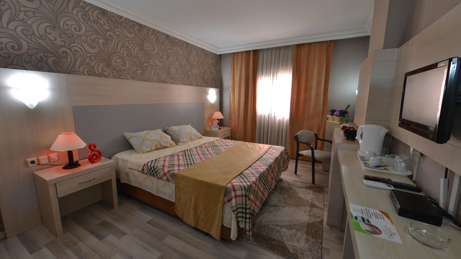 rooms-family-room-standard