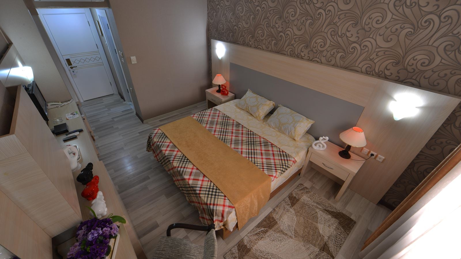 rooms-family-room-standard