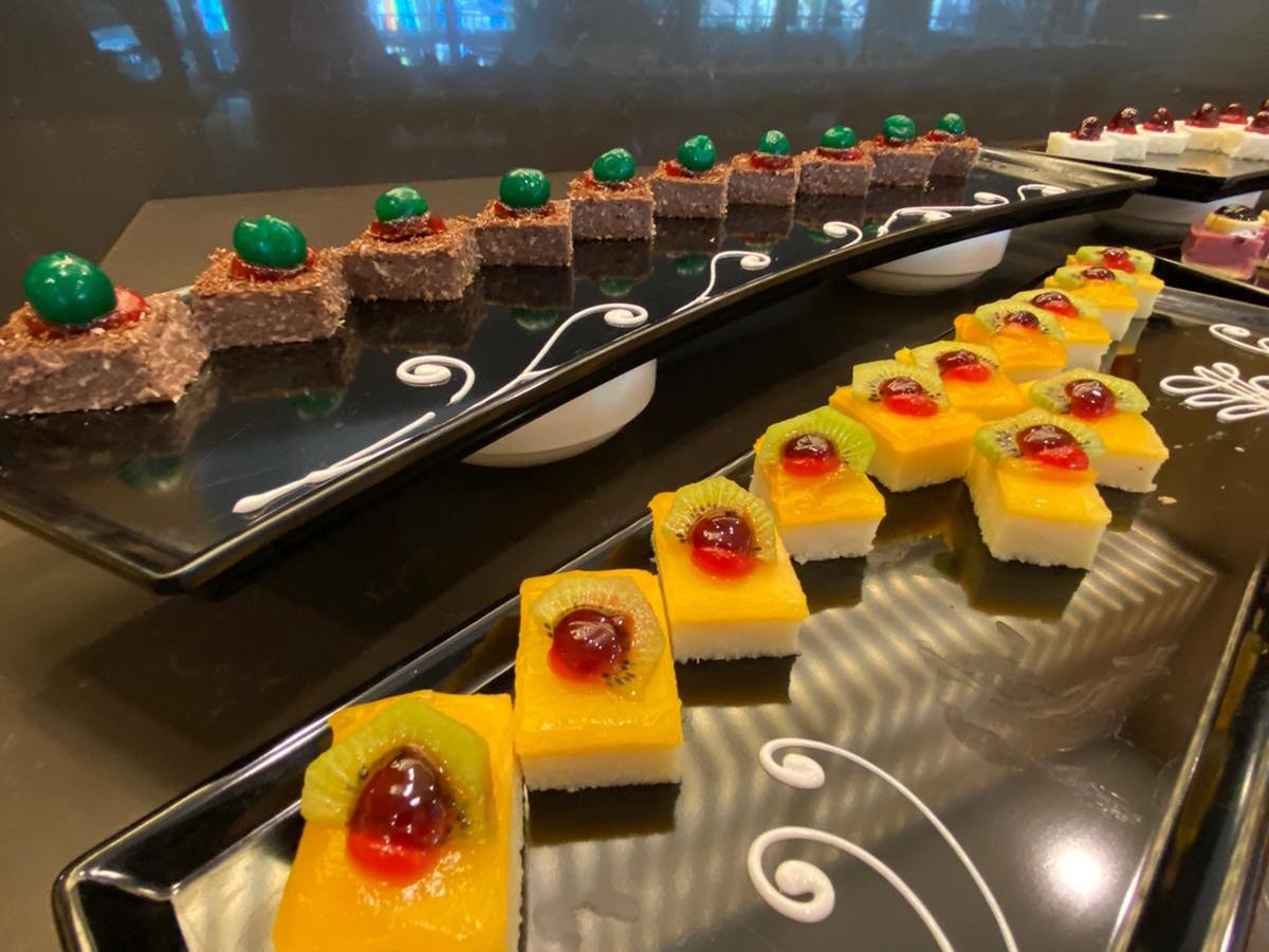 restaurants-open-restaurant