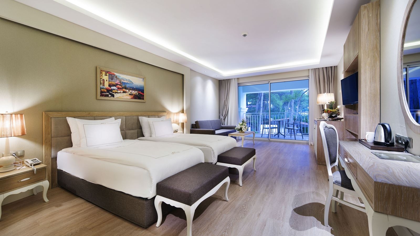 rooms-jasmine-pool-view