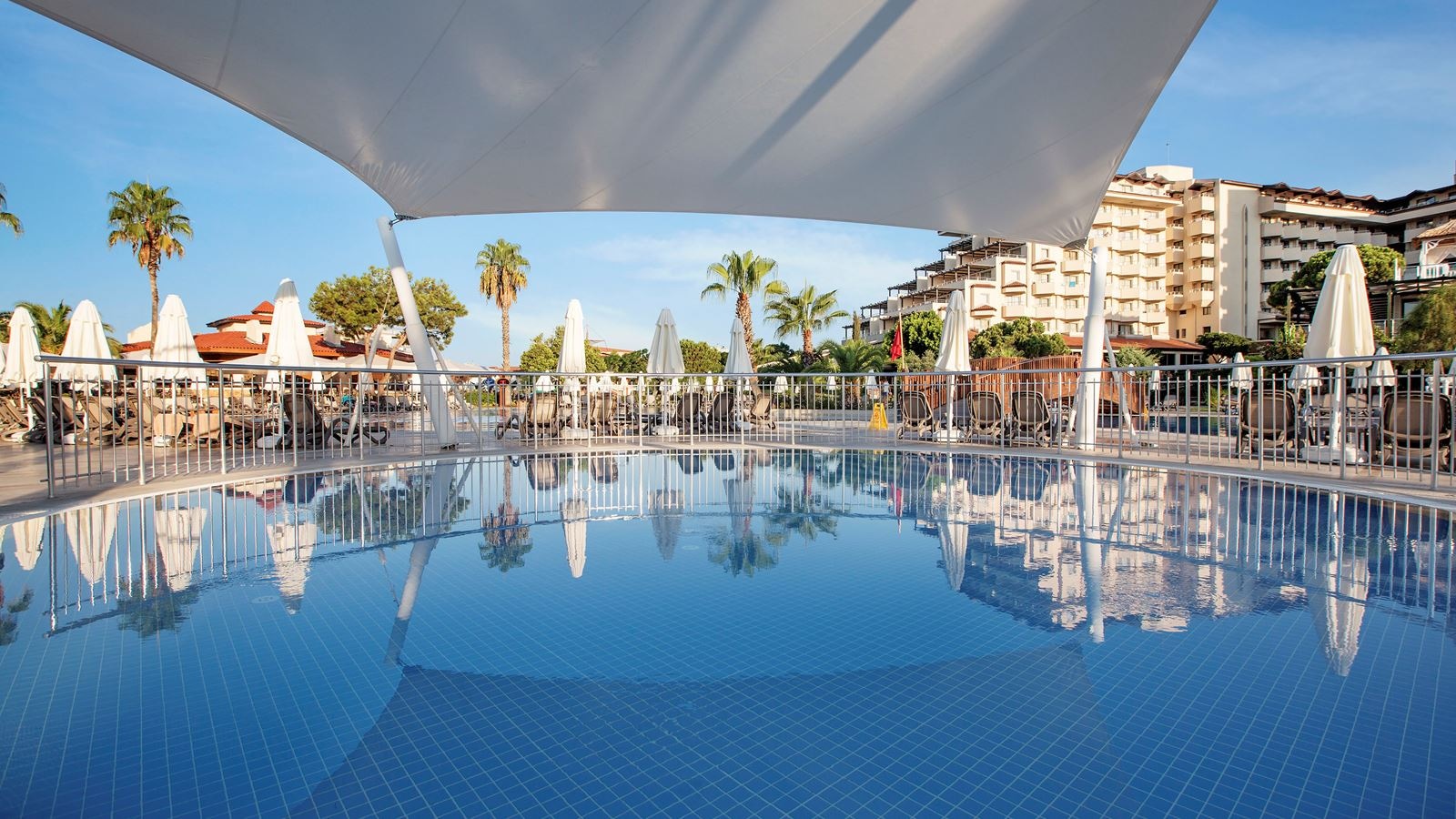 pools-outdoor-childrens-pool