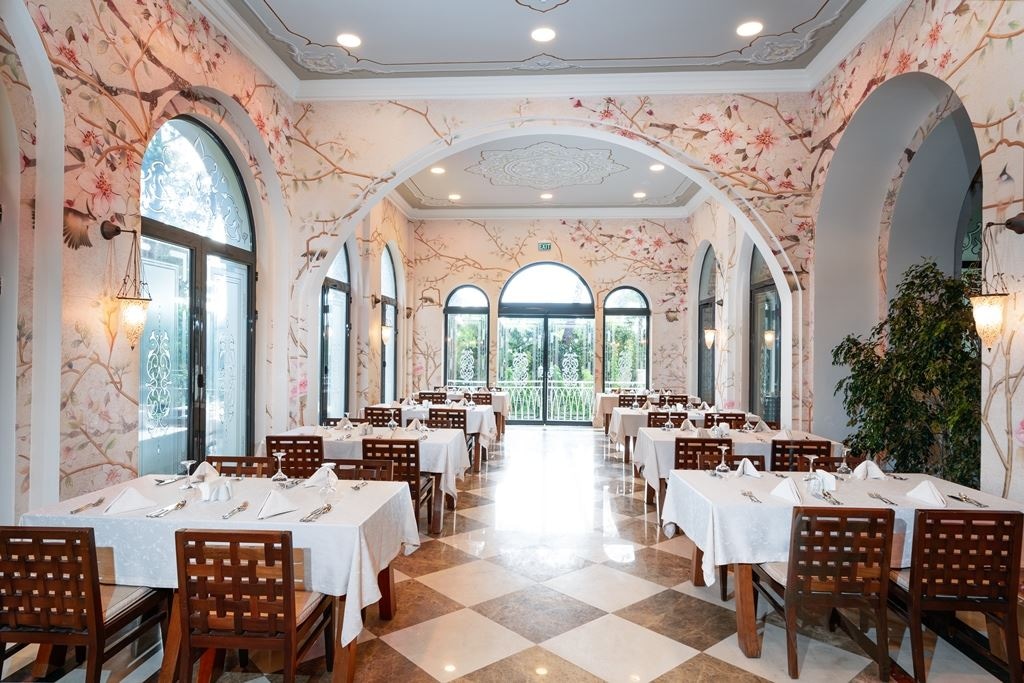 restaurants-elia-greek-a-la-carte-restoran