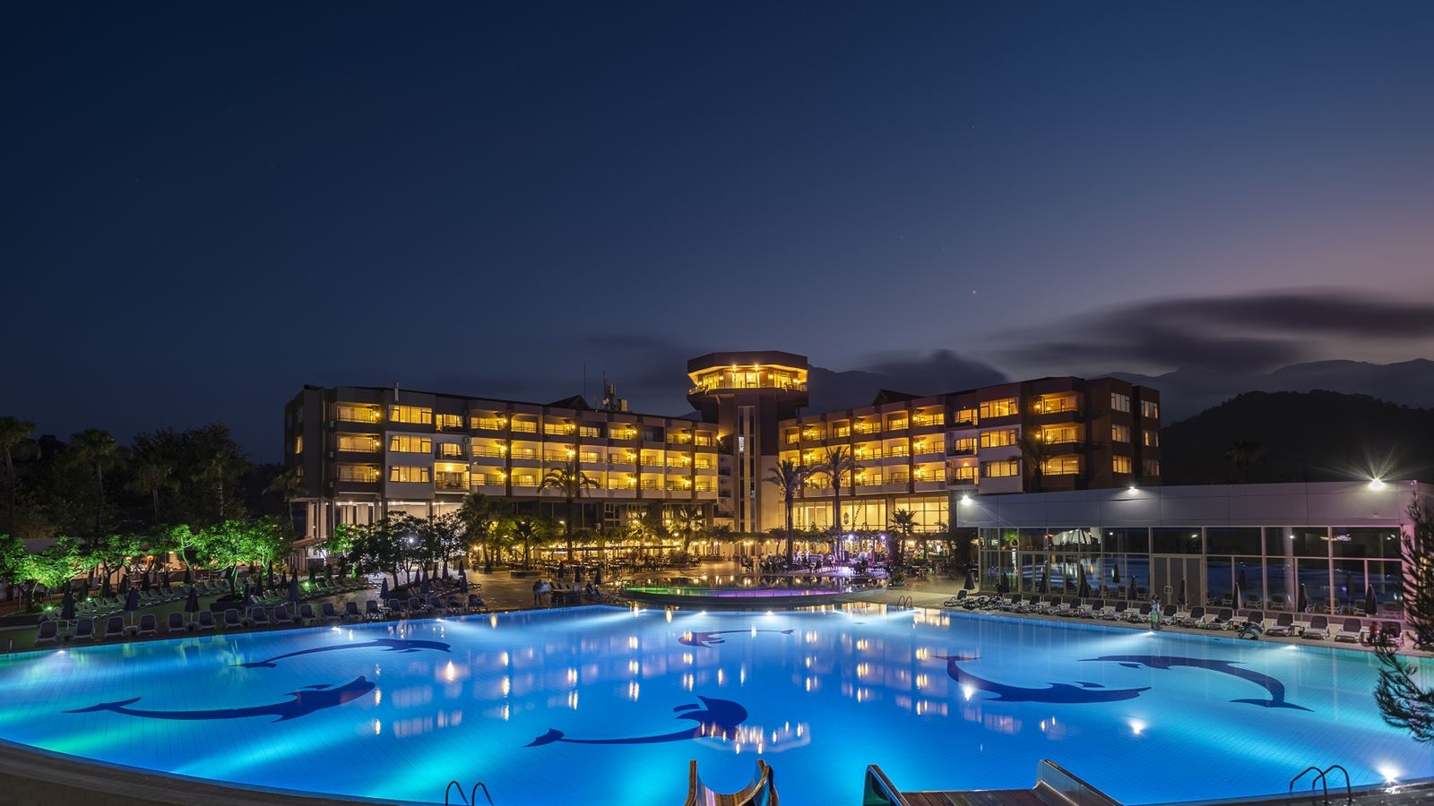 pools-outdoor--indoor-pool