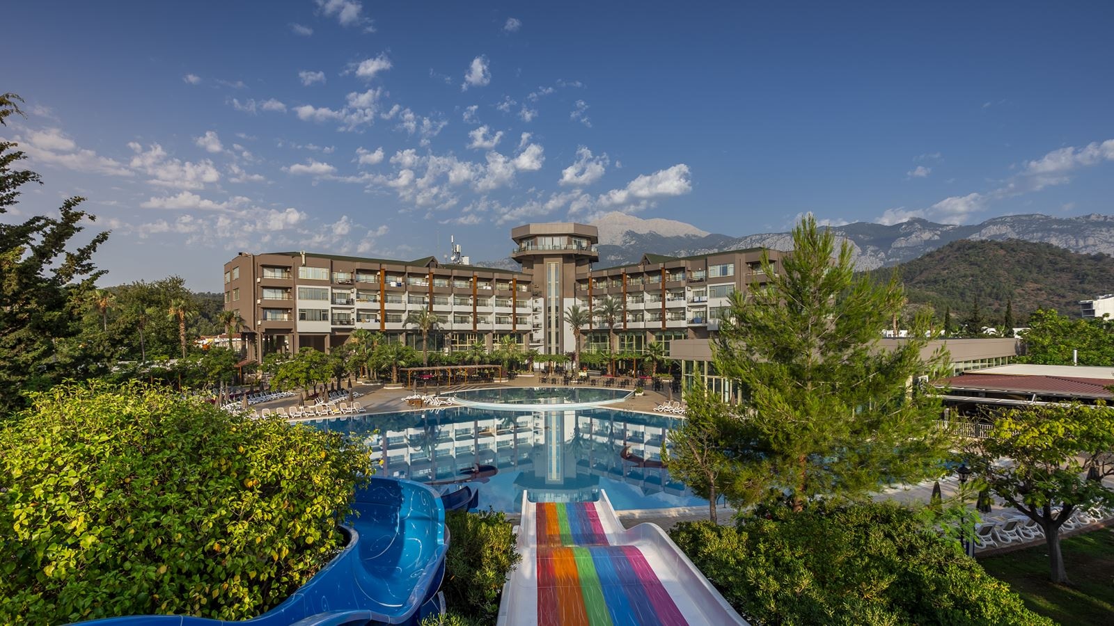 pools-outdoor--indoor-pool