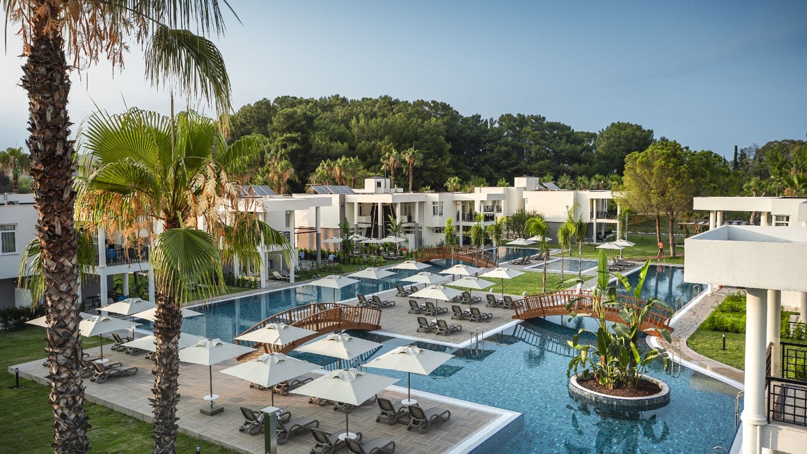 pools-outdoor--indoor-pool