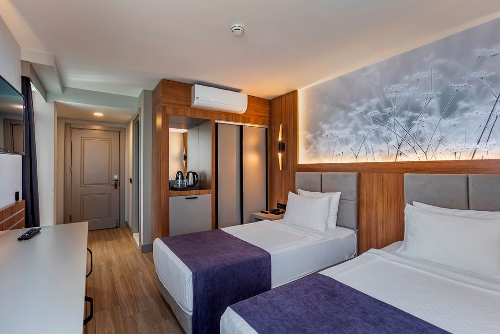 rooms-lake-superior-room