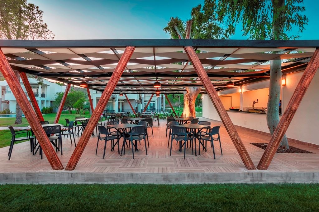 restaurants-apollonia-bistro