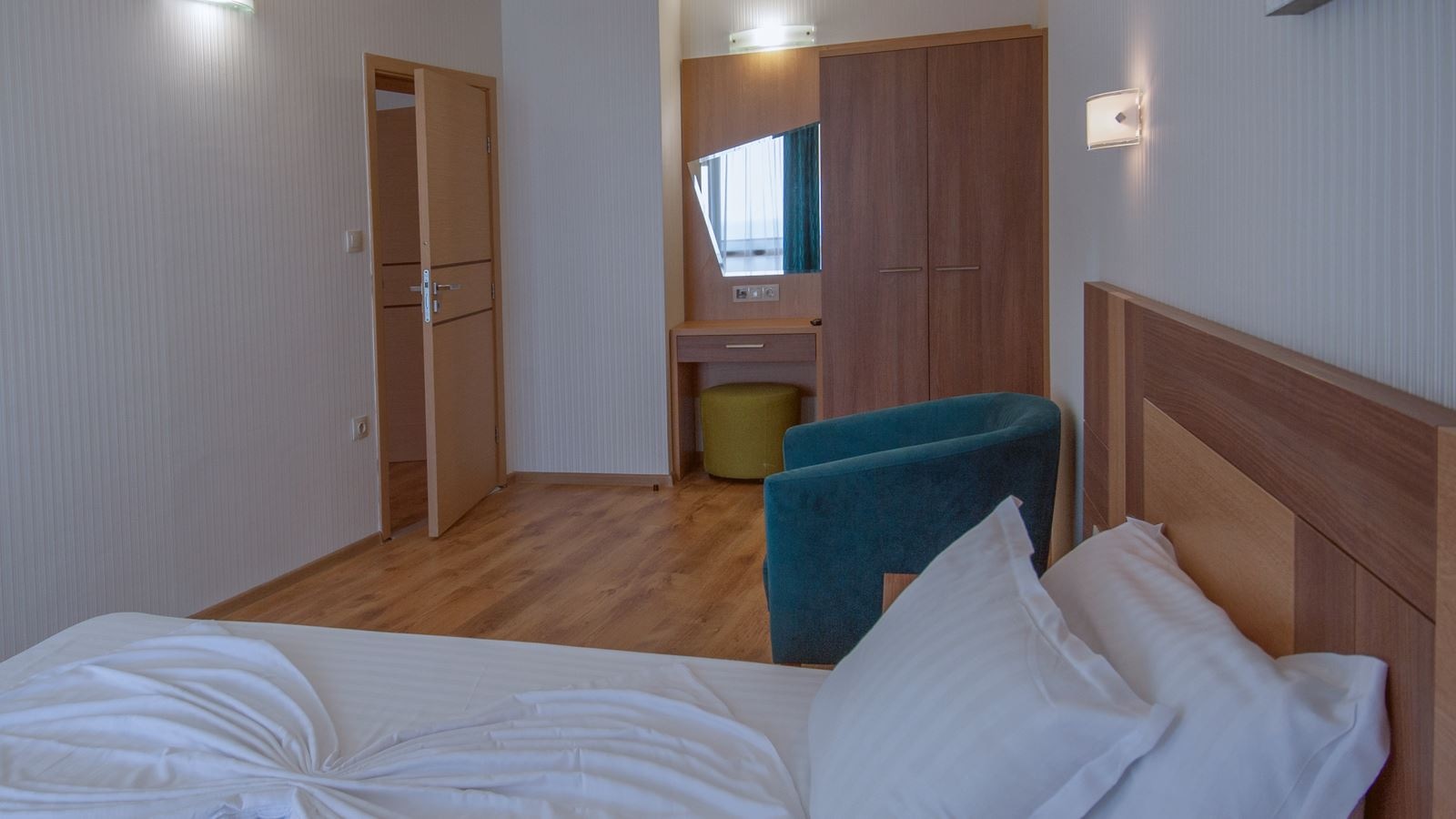 rooms-apartment-sea-view