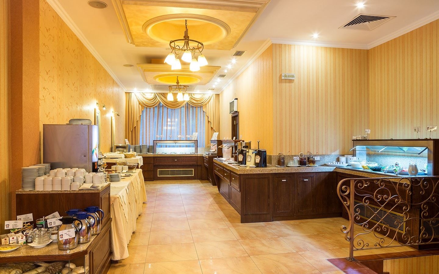 restaurants-romance-restaurant