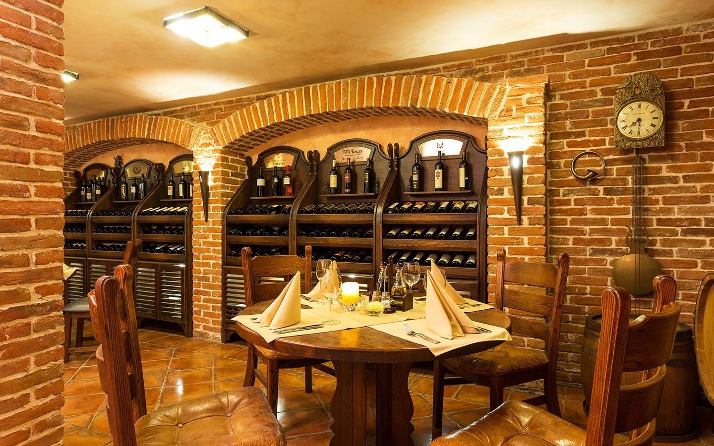restaurants-enoteca-winery