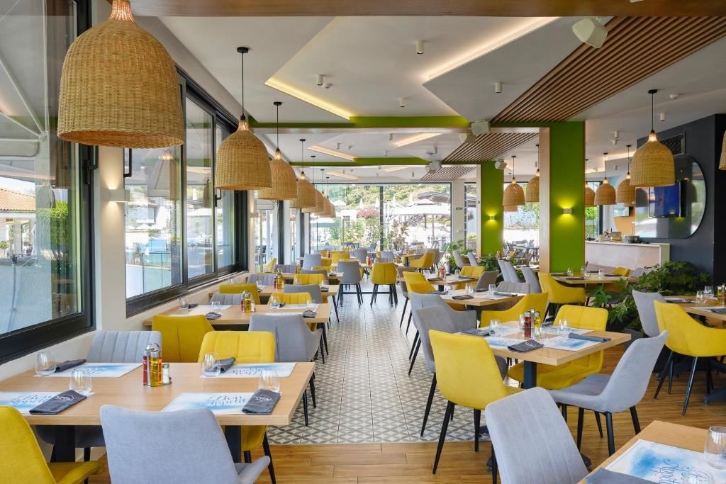 restaurants-main-restaurant