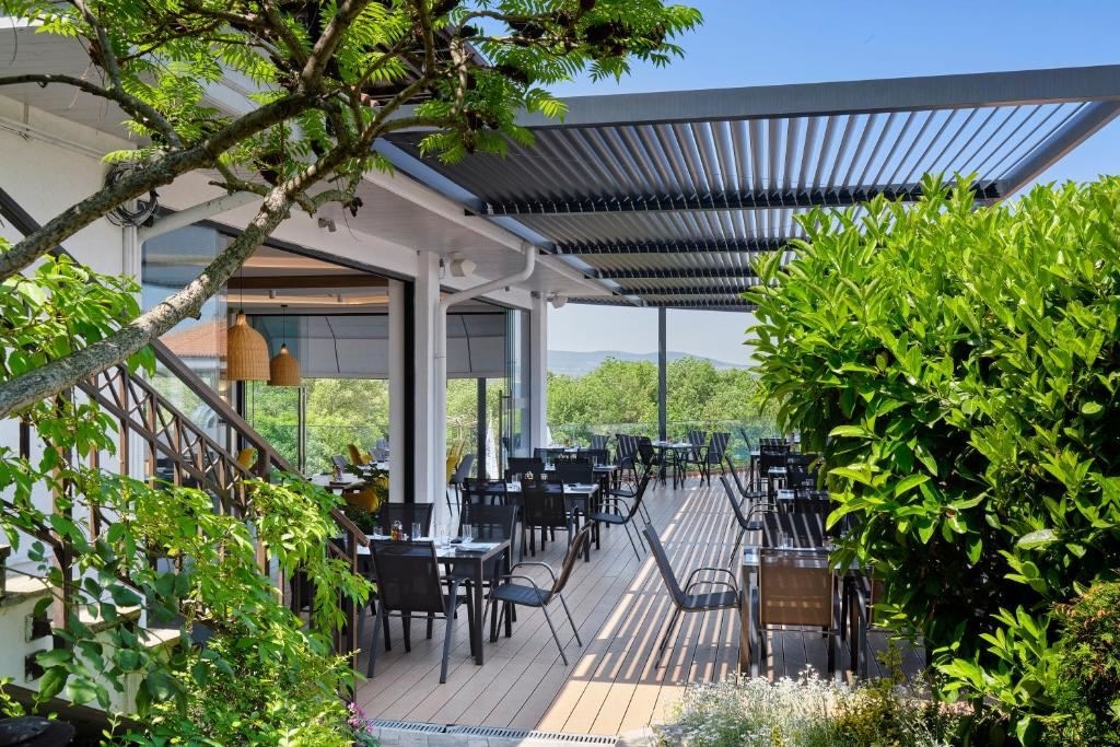 restaurants-main-restaurant