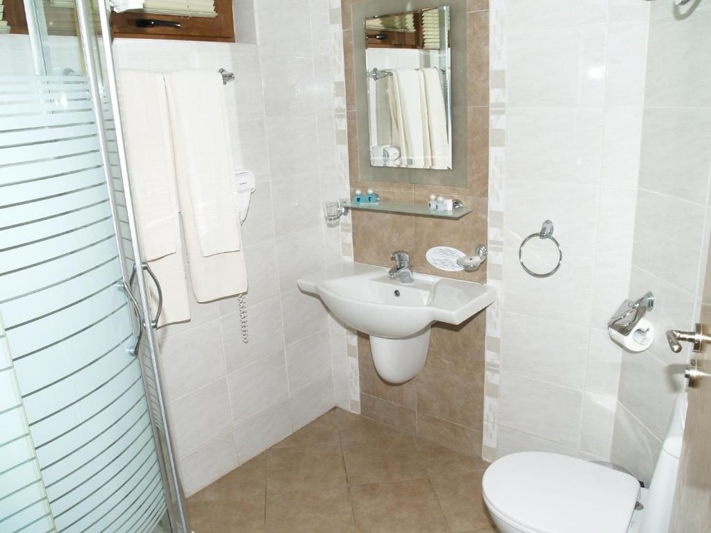 rooms-standard-apartment-balcony