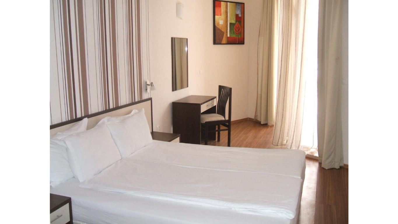 rooms-2-bedroom-standard-apartment-balcony