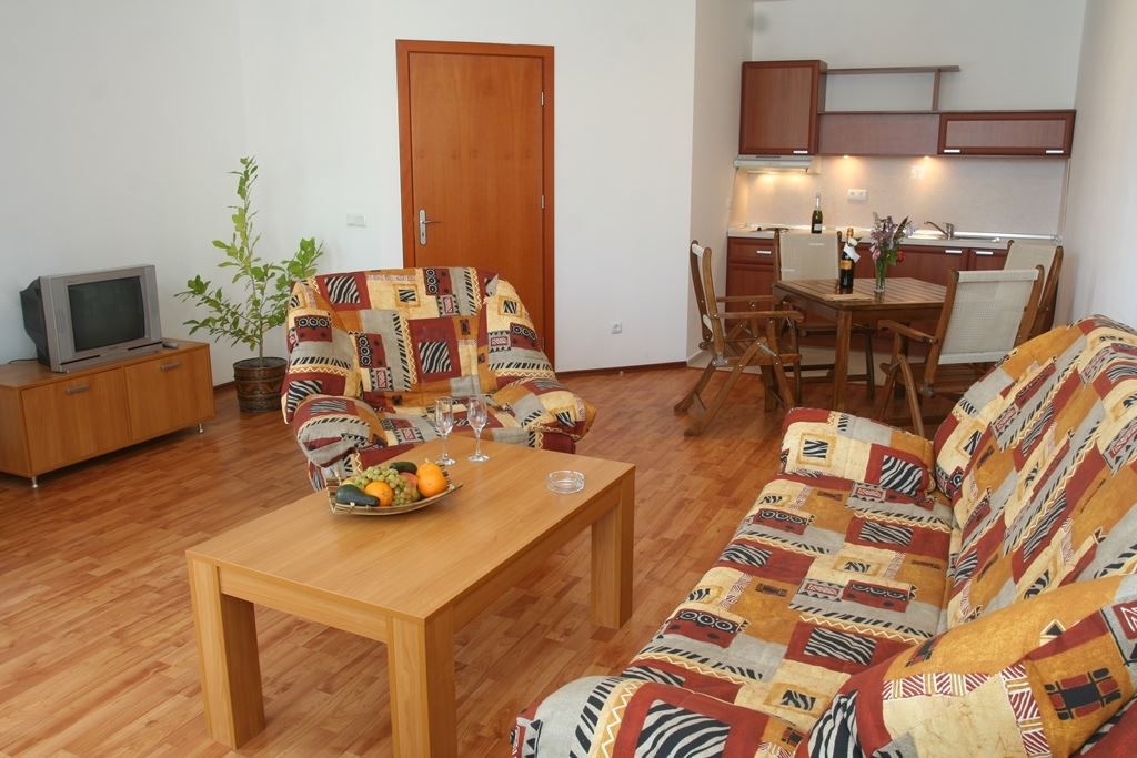 rooms-1-bedroom-standard-apartment