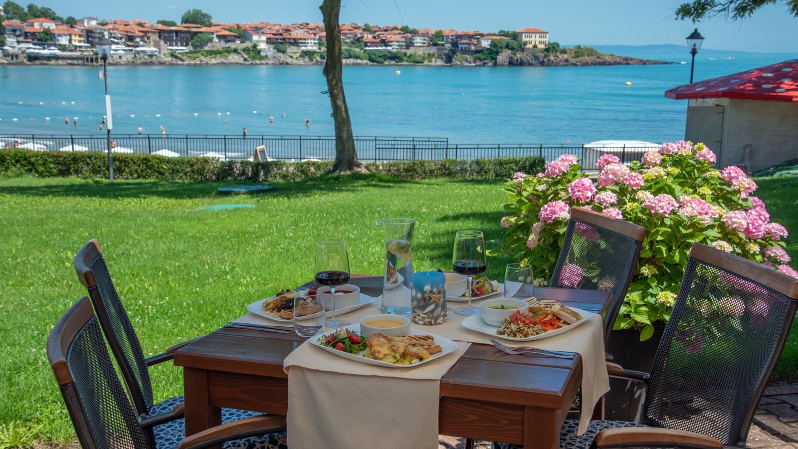 restaurants-restaurants