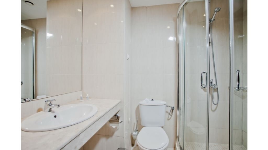 rooms-twin-standard-room-balcony-or-terrace