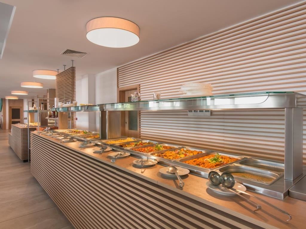 restaurants-restaurant