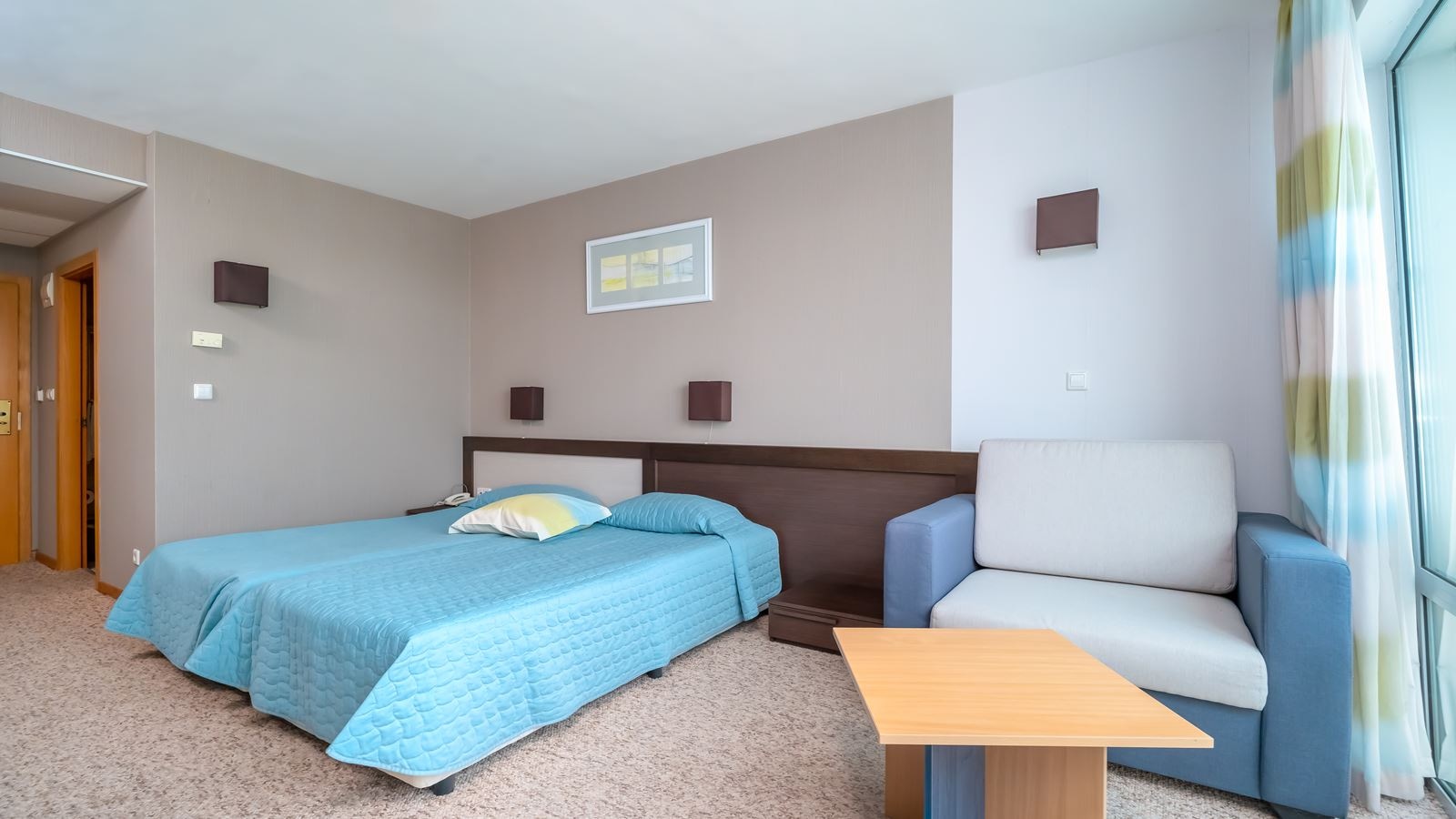 rooms-twin-room-sidesea-view