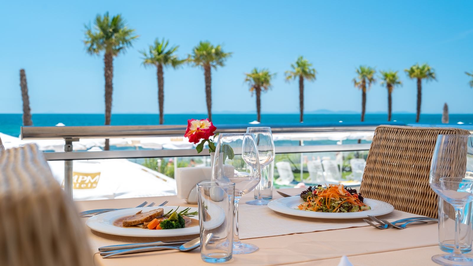 restaurants-alacarte-restaurant