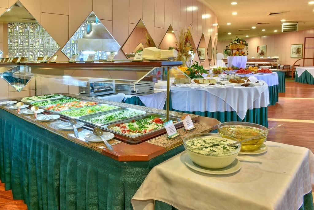 restaurants-restaurants