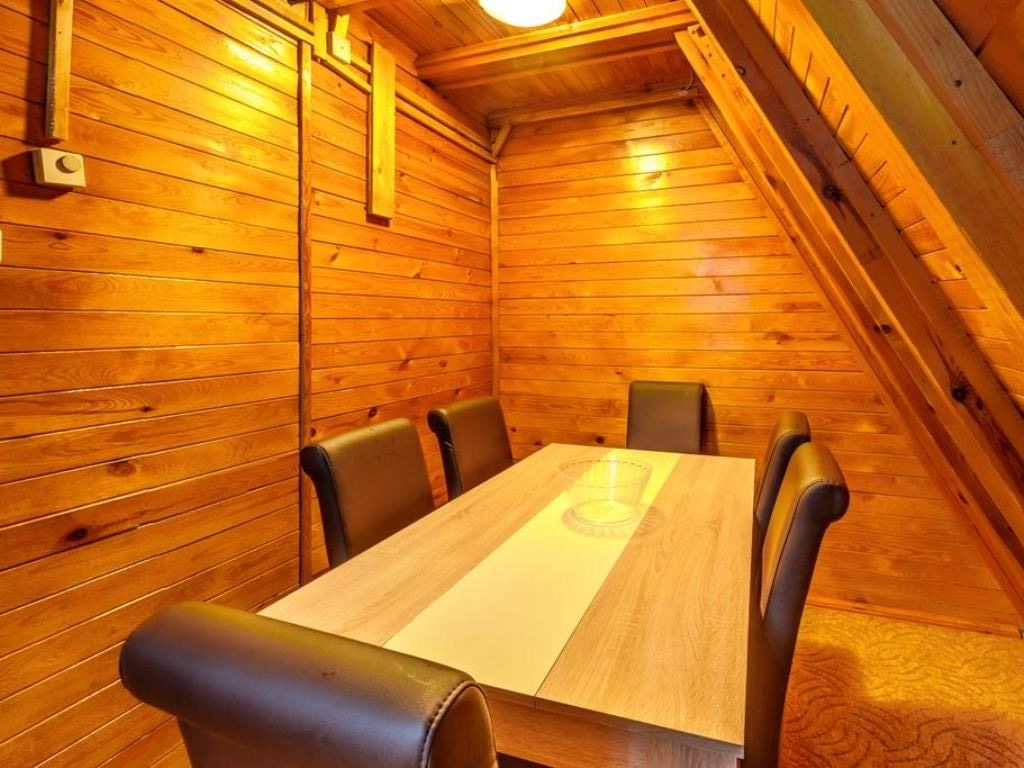 rooms-2-bedroom-chalet-standard