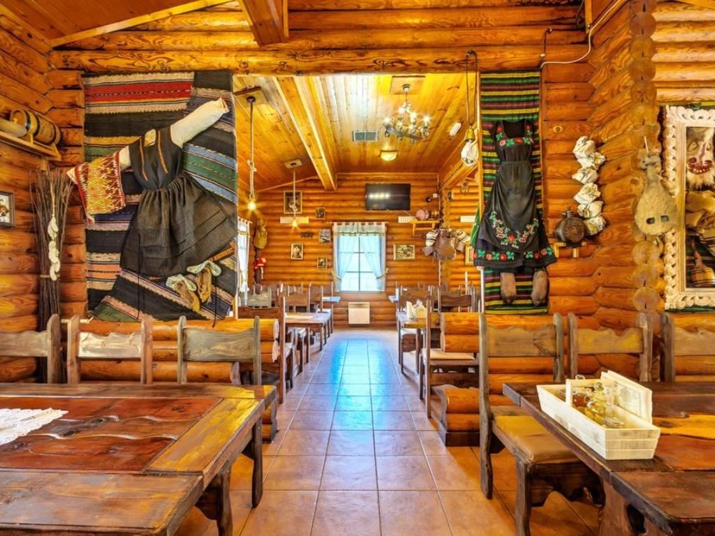 restaurants-restaurant