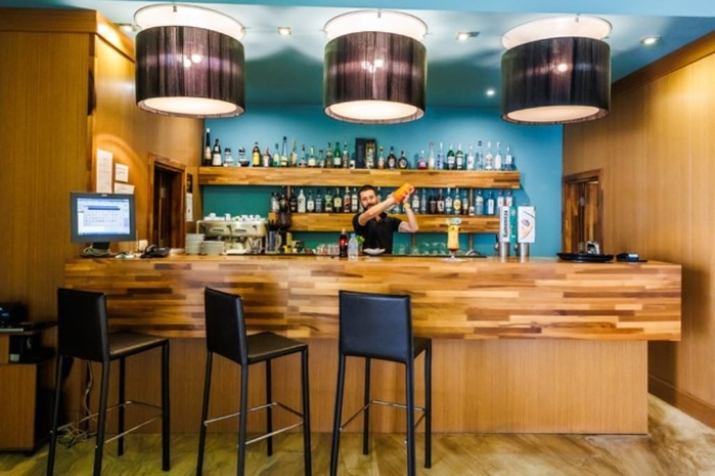 bars-lobby-bar