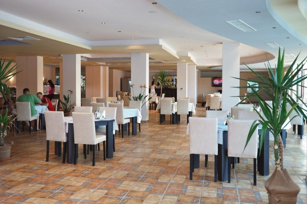 restaurants-main-restaurant