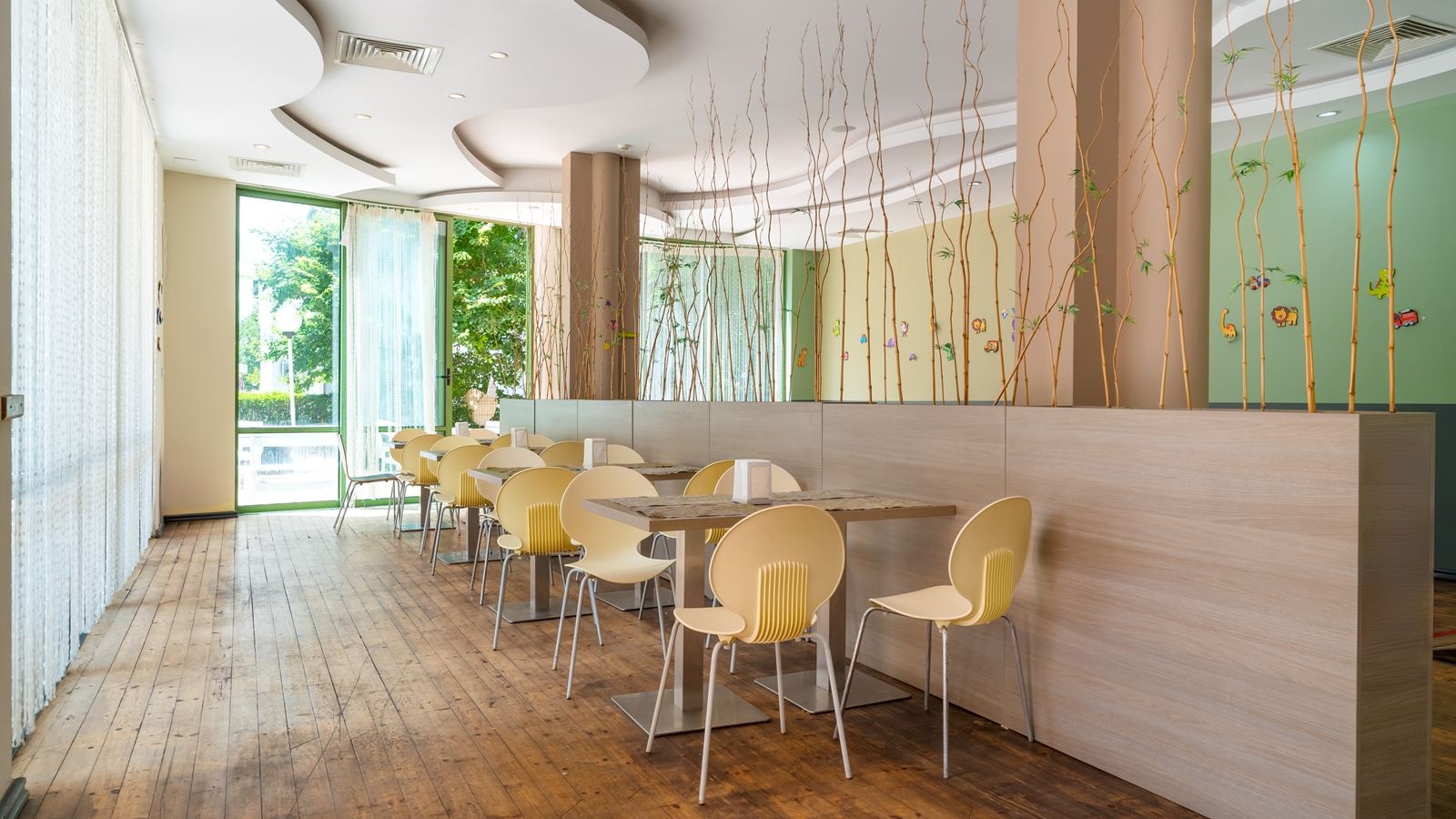 restaurants-main-restaurant