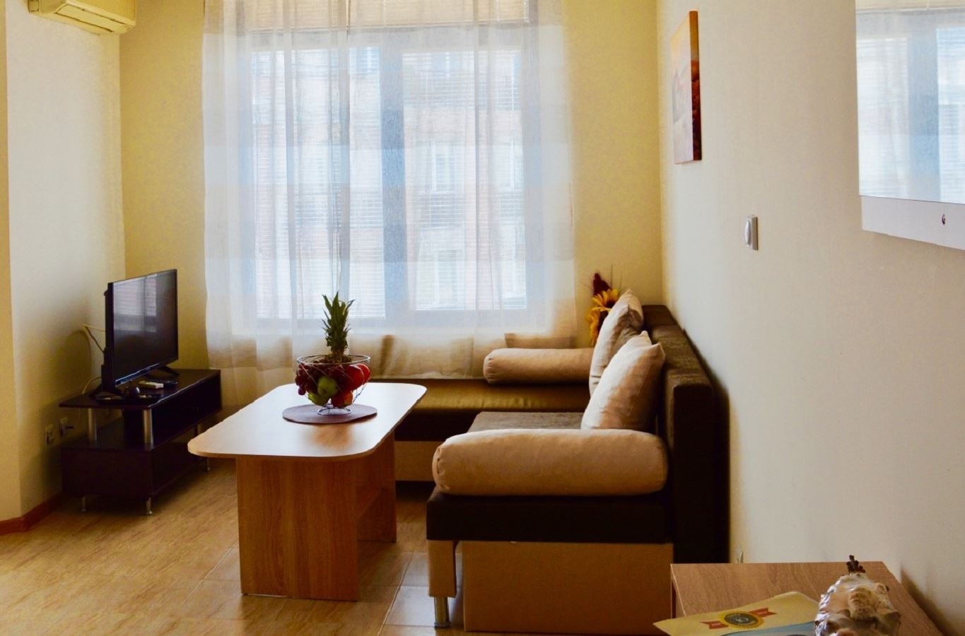 rooms-standard-apartment-balcony-or-terrace