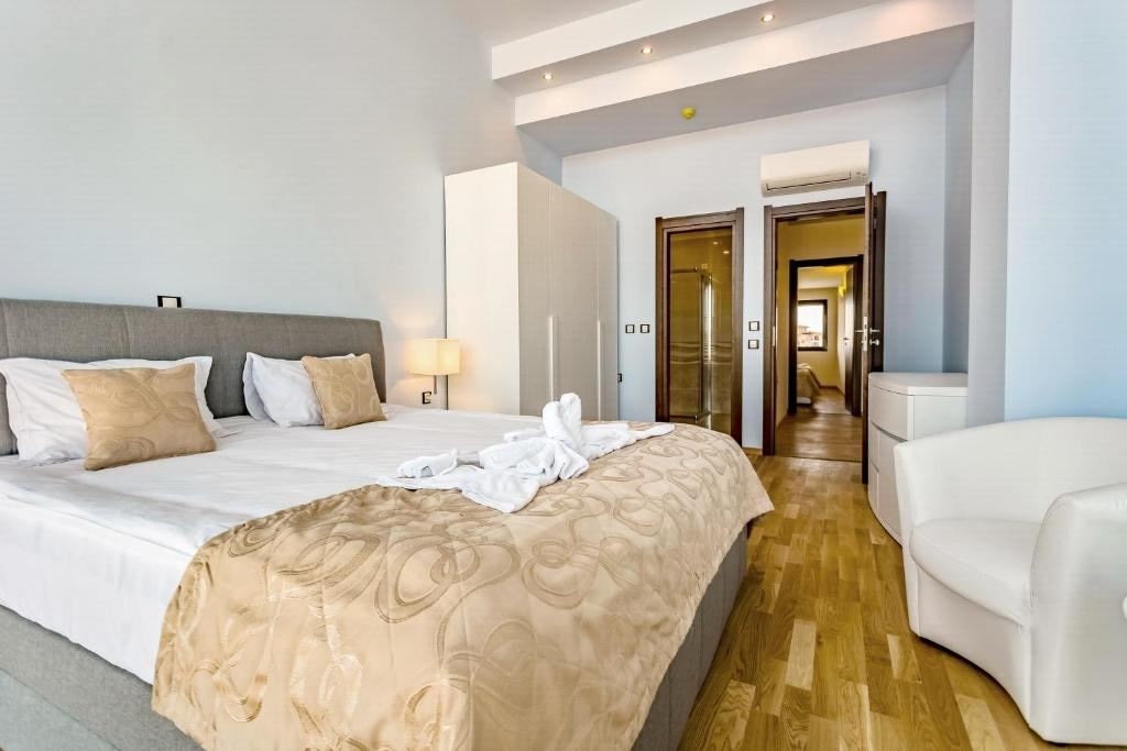 rooms-2-bedroom-standard-apartment