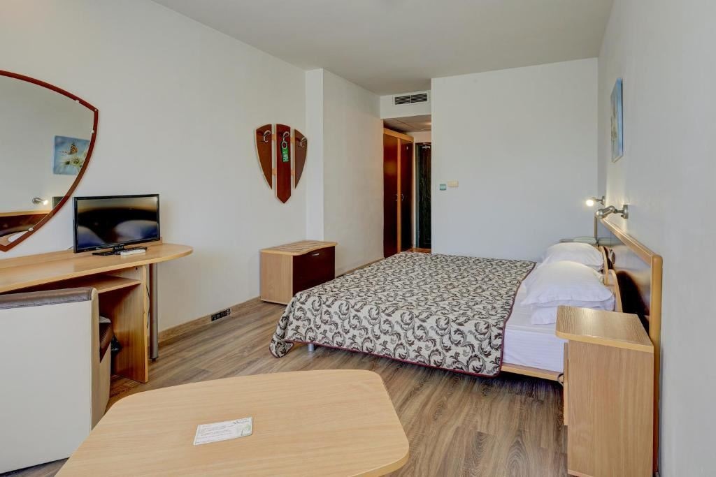 rooms-2-connecting-rooms-standard-room-park-view