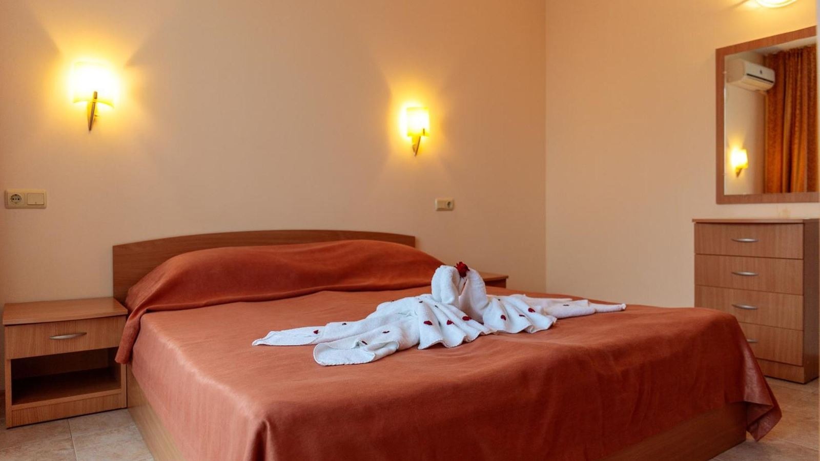 rooms-1-bedroom-standard-apartment-balcony