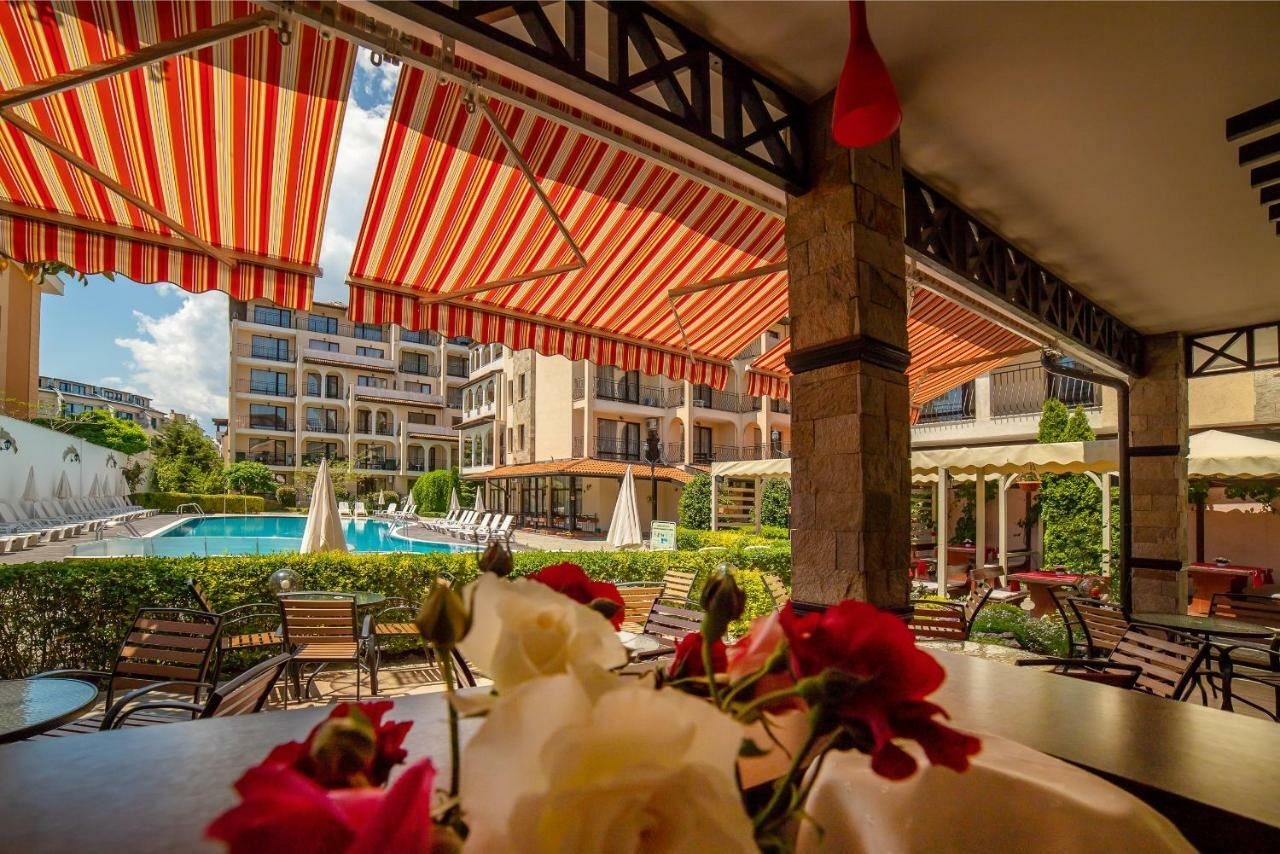 restaurants-restaurants