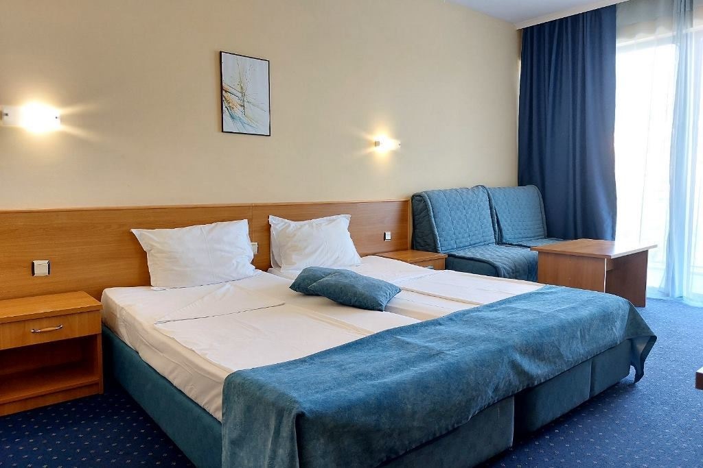 rooms-twin-standard-room-balcony-or-terrace